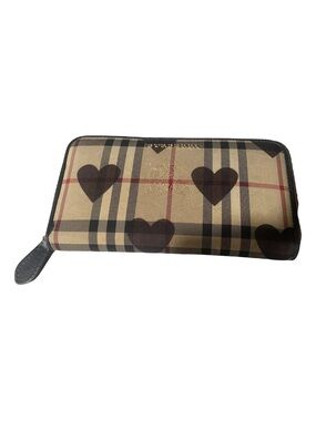 Burberry Beige Check Heart Zip-Around Wallet with Black Trim